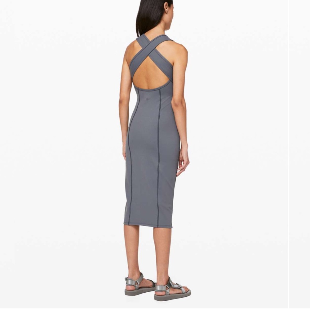 Lululemon Picnic Play  Gray Cross-Back Dress Size 10